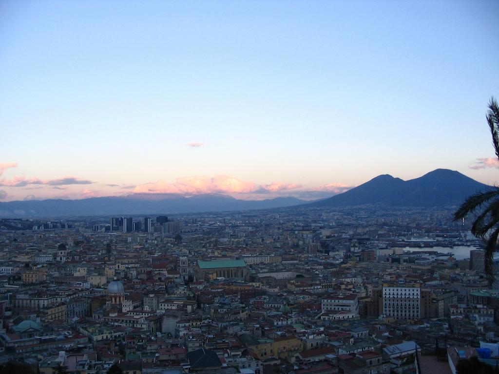 Guest House Pedamentina Napoli Dış mekan fotoğraf